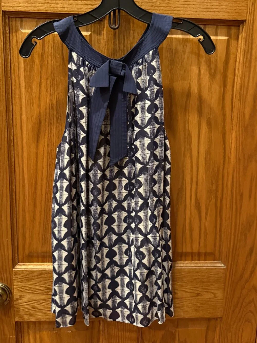 Tory Burch Women's Silk Printed Sleeveless Blouse with Back Bow, SZ 12 - Picture 2 of 6
